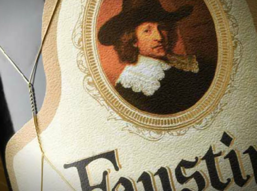 La revista 'Decanter' elige a Faustino I Gran Reserva 2001 como el mejor vino del año 2013