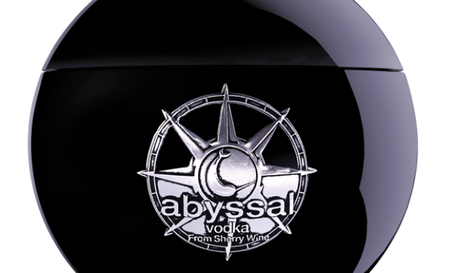 Abyssal: vodka elaborado con vino de Jerez Abyssal: vodka elaborado con vino de Jerez
