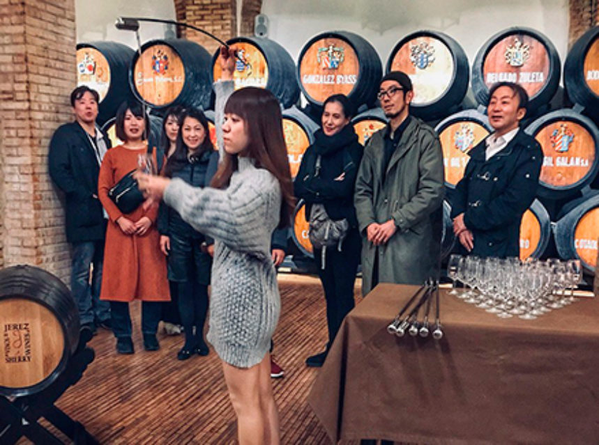 Jerez recibe la visita de estudiantes de la Japan Sherry Academy