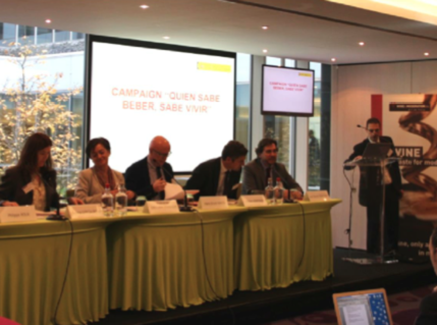 Debate sobre moderación y consumo responsable en el tercer Evento Anual Wine in Moderation Debate sobre moderación y consumo responsable en el tercer Evento Anual Wine in Moderation