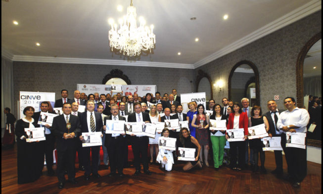 La noche del 24 de septiembre se hizo entrega de los galardones del Concurso de vinos, espirituosos y aceites “CINVE 2013” La noche del 24 de septiembre se hizo entrega de los galardones del Concurso de vinos