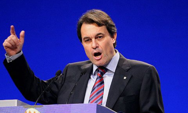 Artur Mas tumba el negocio del cava catalán: se venden 13