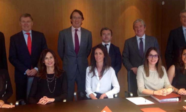 González Byass y Grupo Emperador compran la marca Domecq González Byass y Grupo Emperador compran la marca Domecq