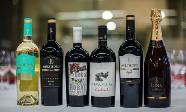 ALEMANIA SE RINDE A LOS ENCANTOS DE BODEGAS MURVIEDRO Murviedro apuesta por la Bobal con sus nuevos vinos