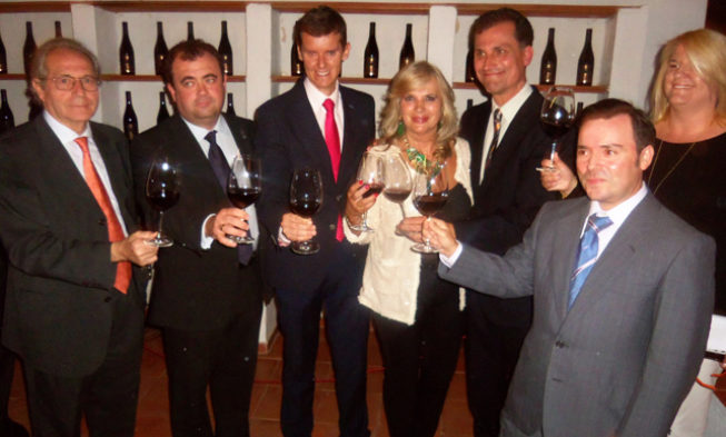 Presentación Pago Vínicola Vera de Estenas y del primer vino de esta Denominación de Origen: Martínez Bermell-Merlot