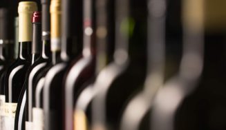 España pierde 113 millones de euros y 163 millones de litros en sus exportaciones de vino hasta julio