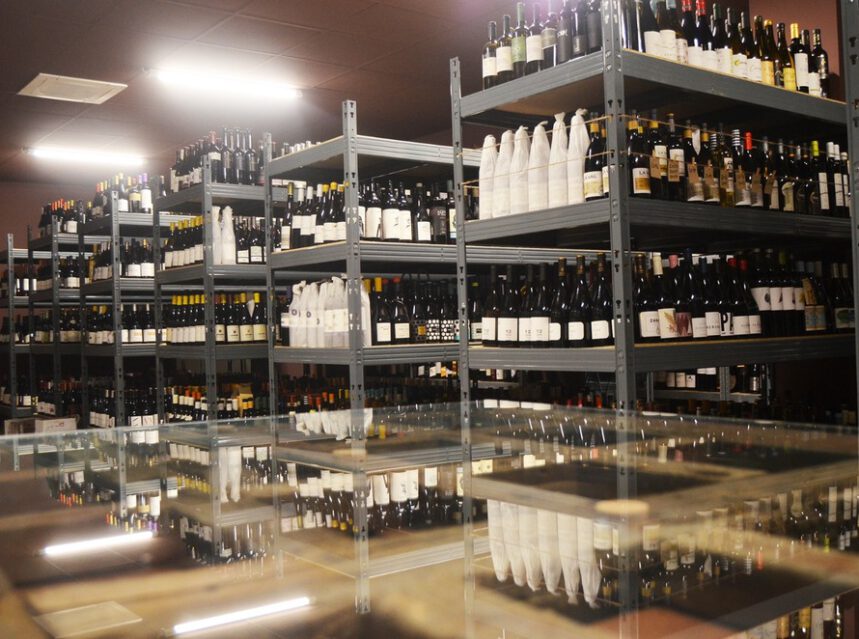 Estudio sobre el potencial de guarda de los vinos blancos gallegos