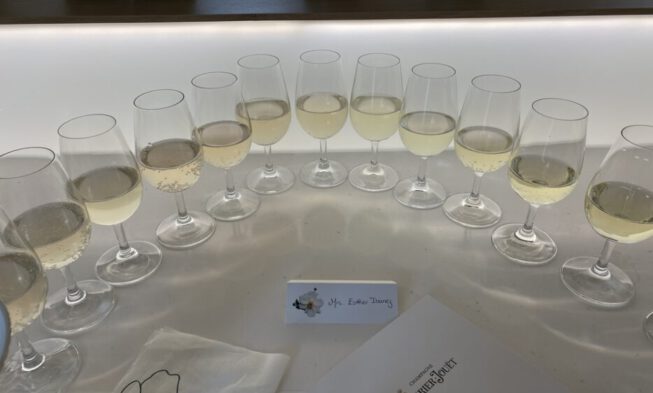 Catando los «vins clairs» de Mumm y Perrier-Jouët