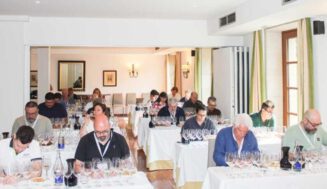 Cambados corona al Condes de Albarei y hace historia con su mayor Túnel del Vino en un año de contrastes